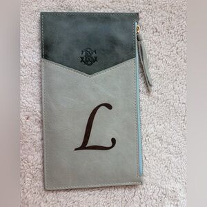 NEW Borgasets Leather Monogramed L Zip Wallet and Card Holder